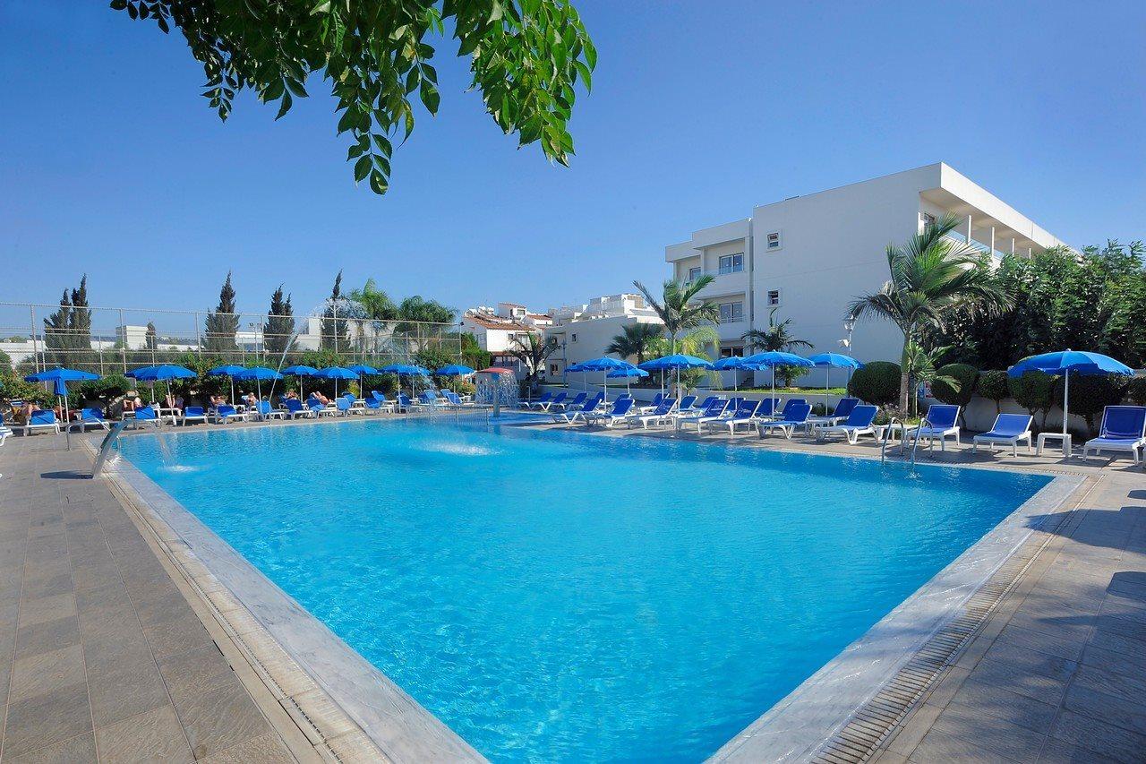 Euronapa Hotel Apartments Agia Napa Buitenkant foto