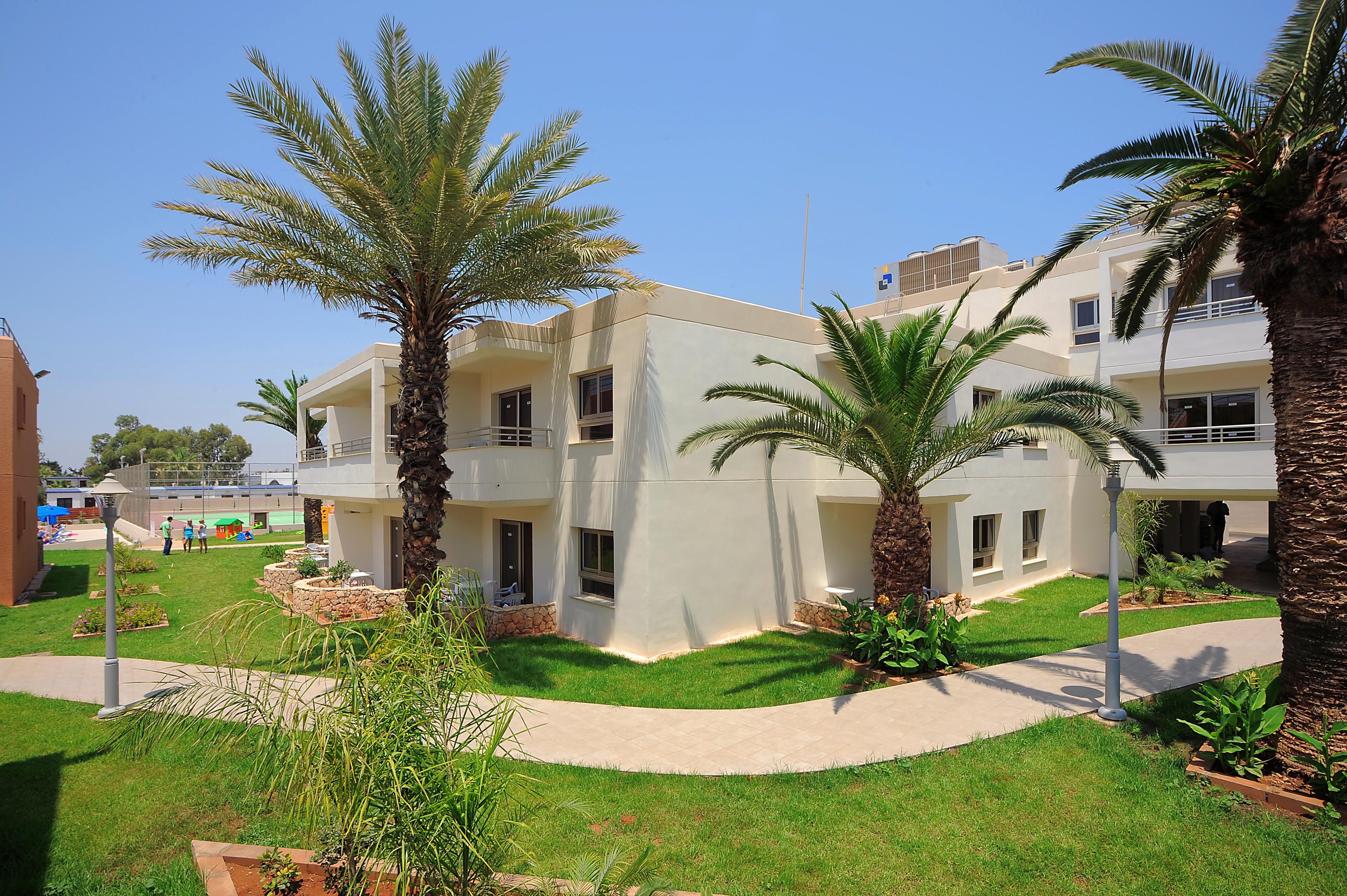 Euronapa Hotel Apartments Agia Napa Buitenkant foto