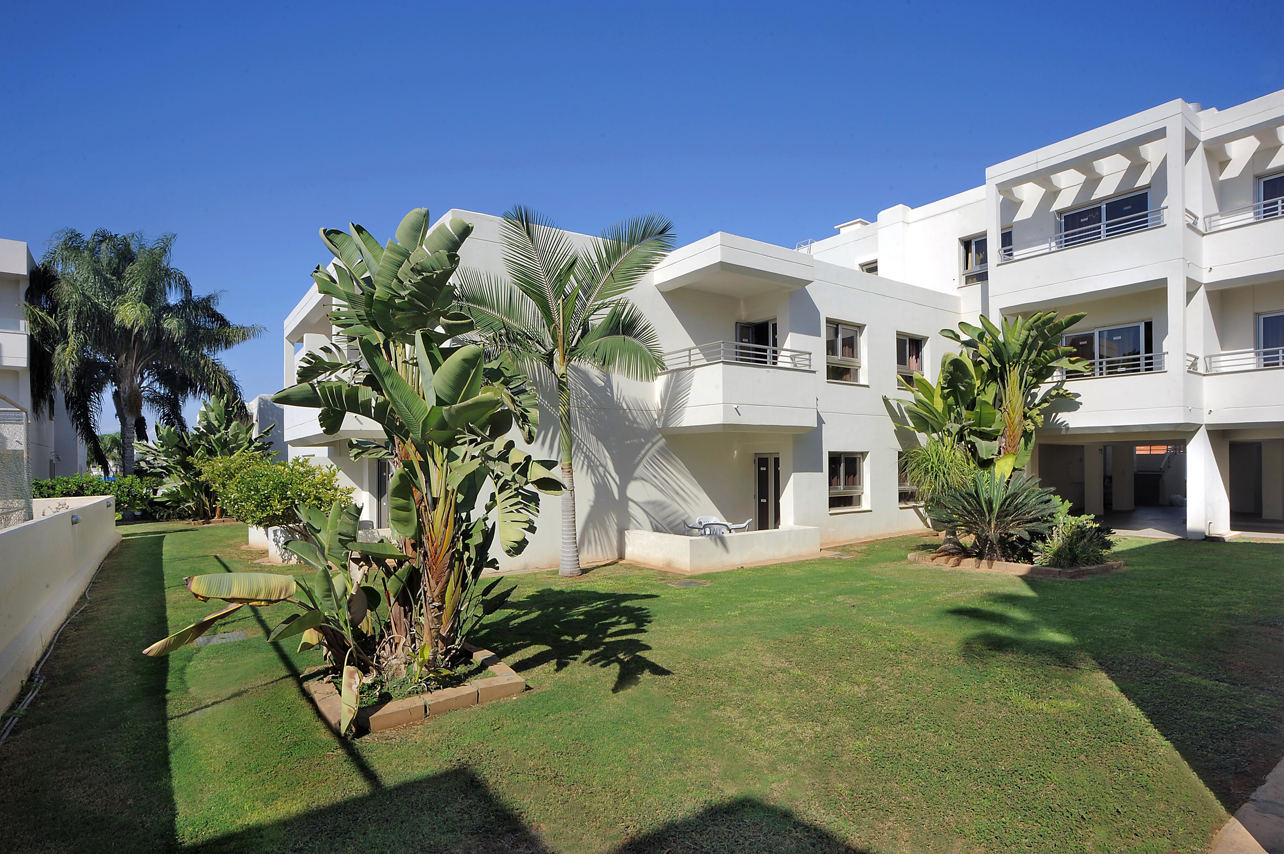 Euronapa Hotel Apartments Agia Napa Buitenkant foto