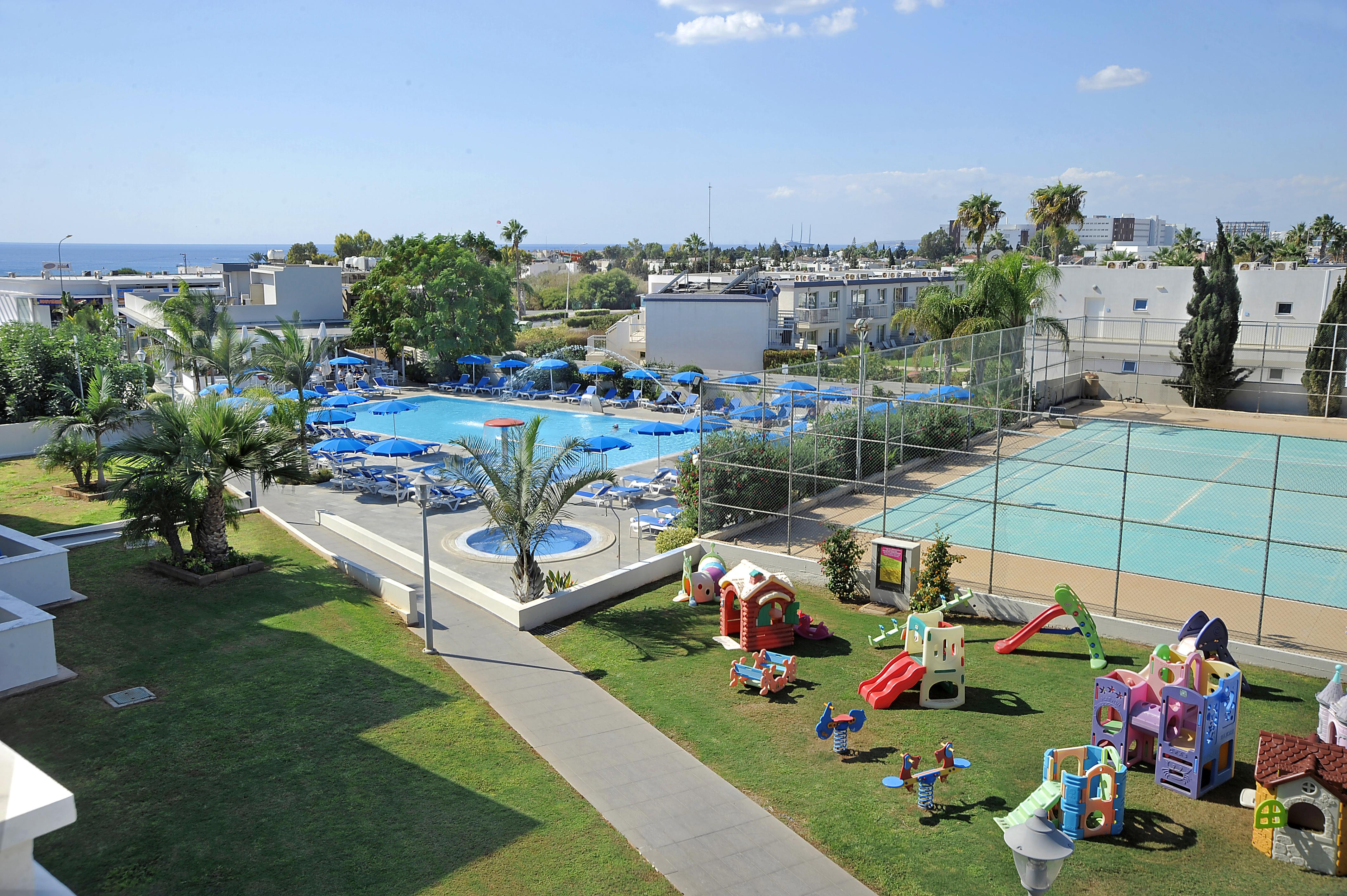 Euronapa Hotel Apartments Agia Napa Buitenkant foto