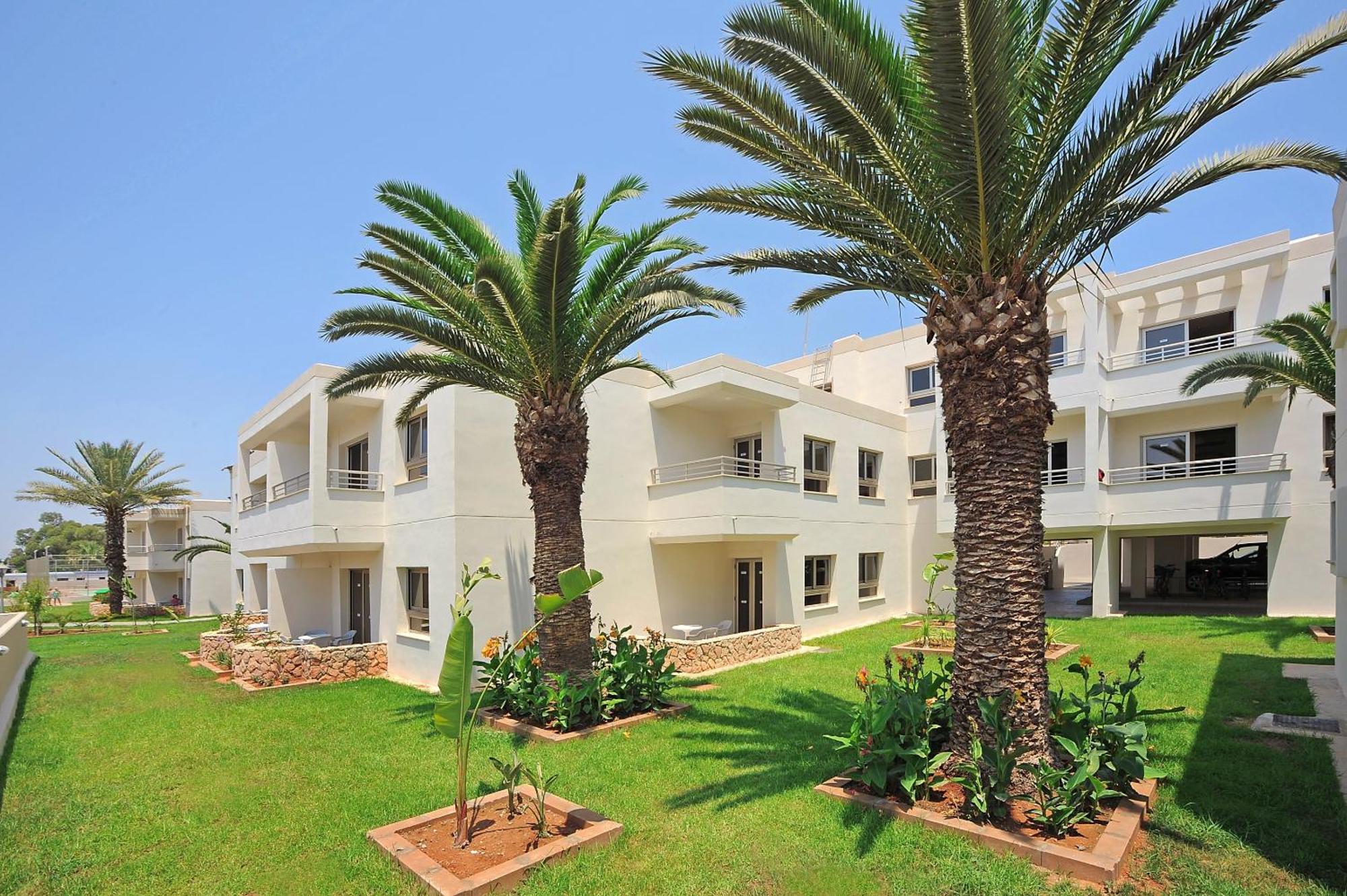 Euronapa Hotel Apartments Agia Napa Buitenkant foto